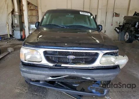 1998 Ford Explorer from USA, damaged, VIN 1FMZU34E1WUA63589